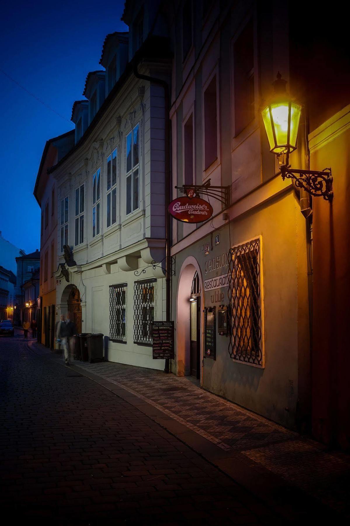 Pension U Lilie Praga Exterior foto
