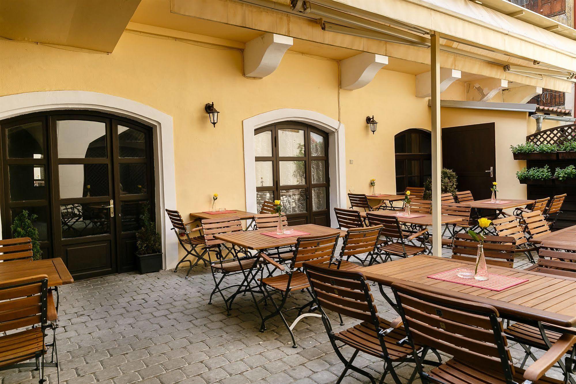 Pension U Lilie Praga Exterior foto